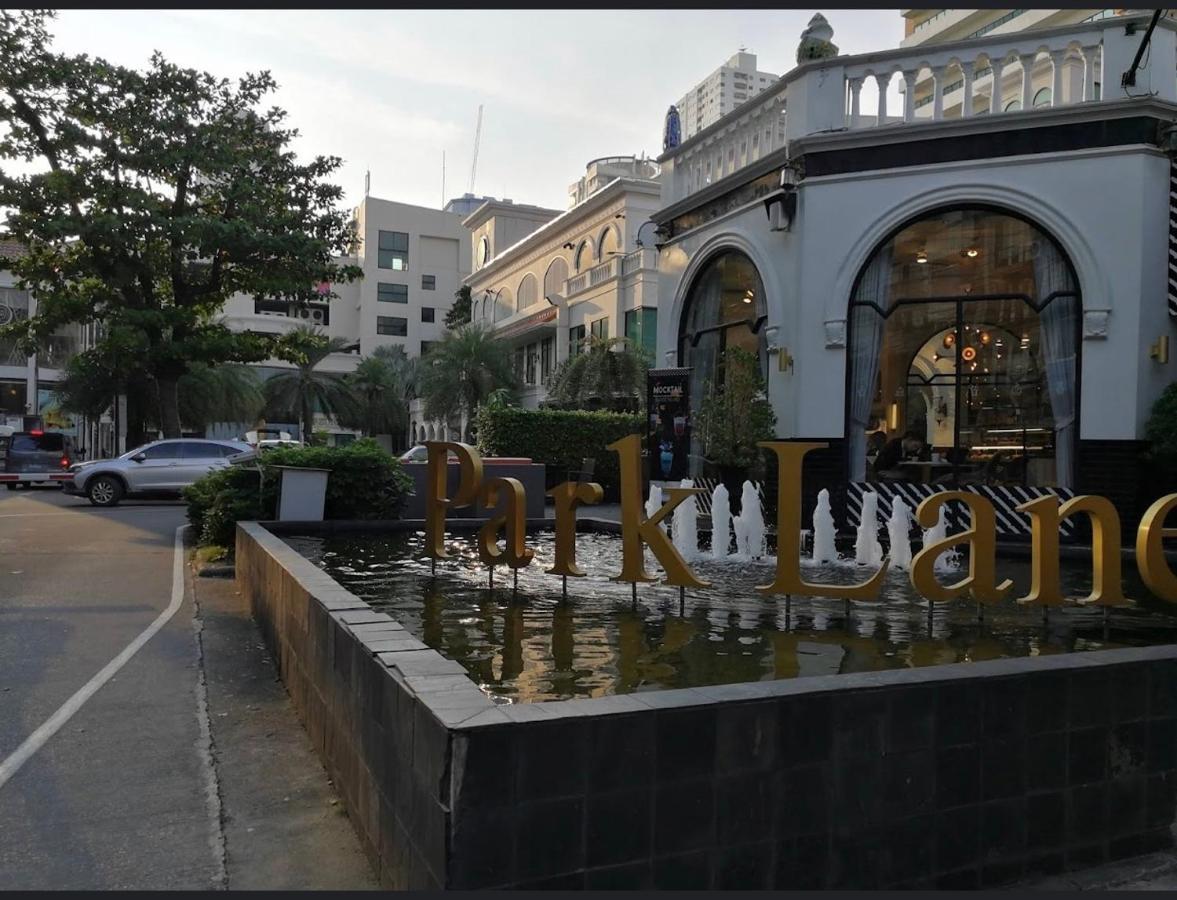 Nato House Ekkamai Aparthotel Bangkok Exterior photo